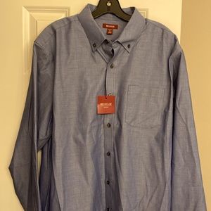Red House Long Sleeve, button down Blue shirt, Large.NWT.